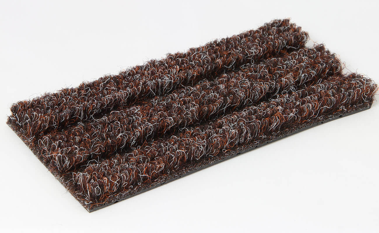 Čistící zóna v metráži Arcos 12 hnědý