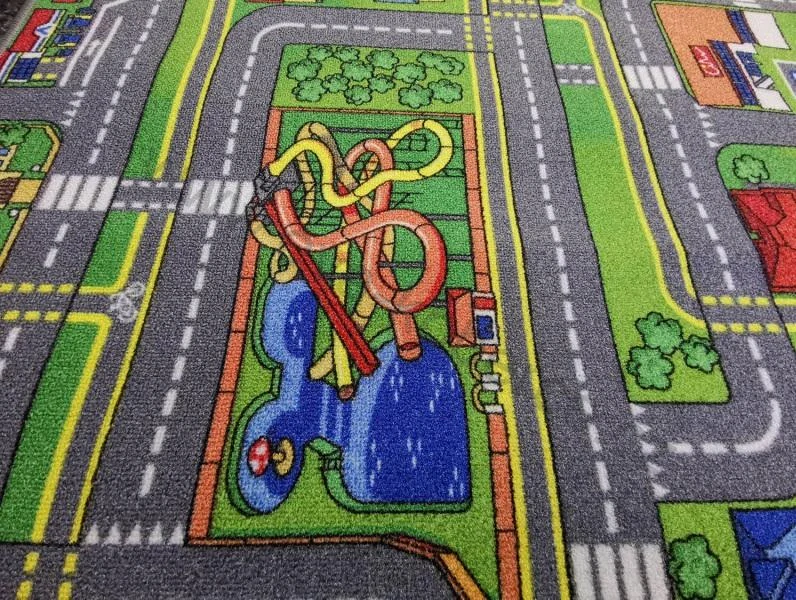 Dětský koberec v metráži Playcity 97