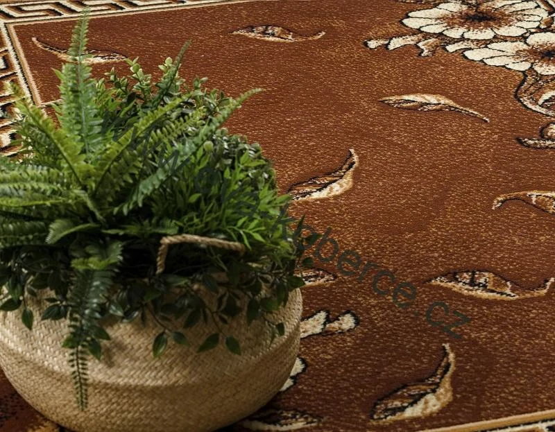 Kusový koberec BCF T15 hnědý