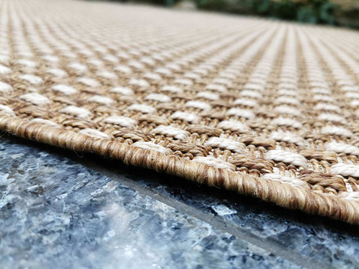 Kusový koberec Grace 39003/275