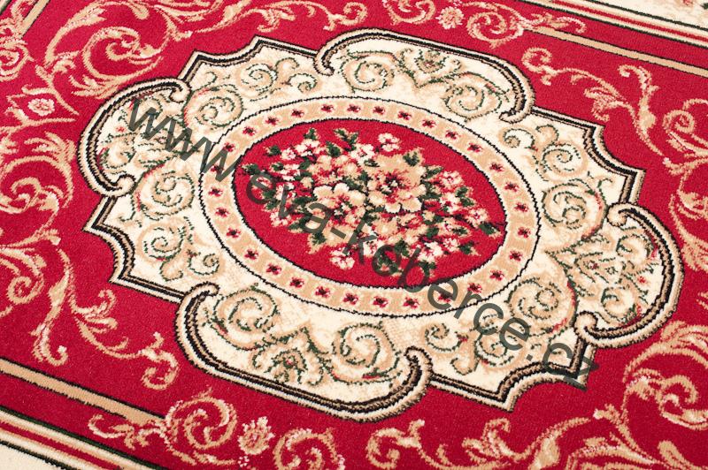 Kusový koberec BCF F744A červený