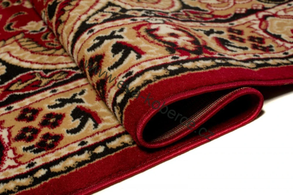 Kusové koberce a běhouny BCF E951A bordové