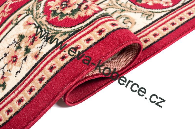 Kusový koberec BCF F744A červený