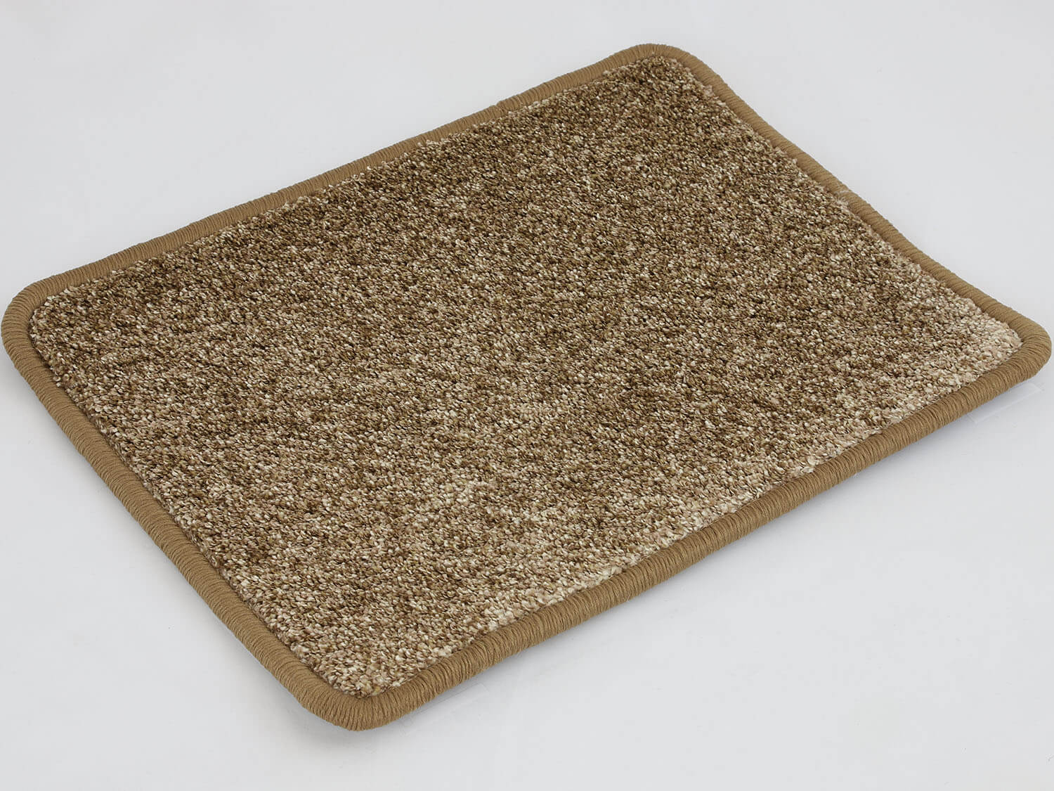 Velurový koberec metráž Gloriana hnědý