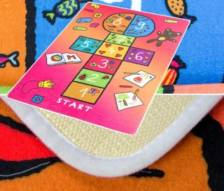 Dětský koberec Skákací panák pro holky r. 140 x 200cm