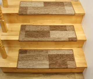 Protiskluzný nášlap na schody Icona 33 béžový