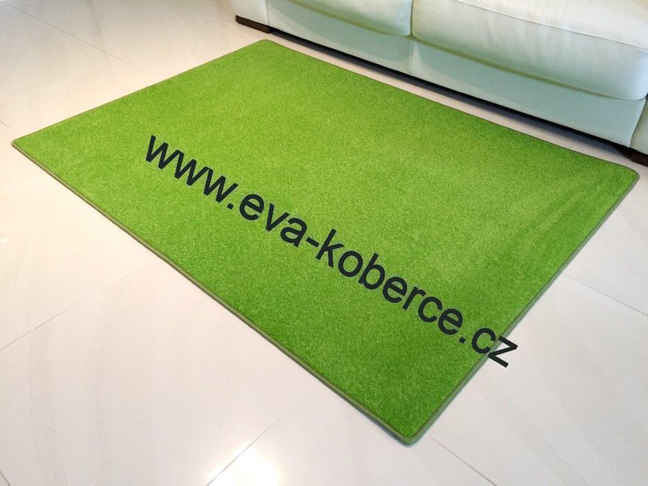 Kusový koberec Eton SRDCE - černý