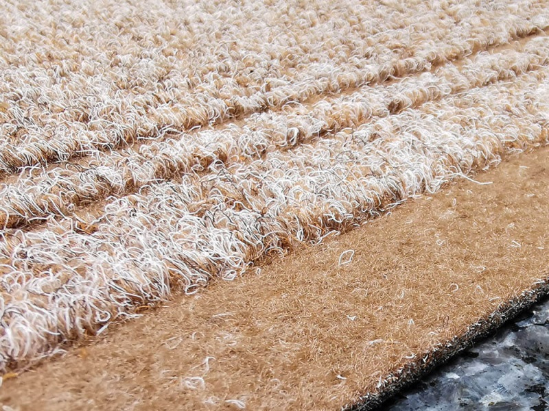 Levný protiskluzný Běhoun Malaga 2082 tmavě šedý