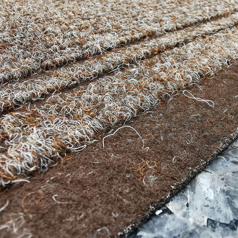 Levný protiskluzný Běhoun Malaga 2082 tmavě šedý